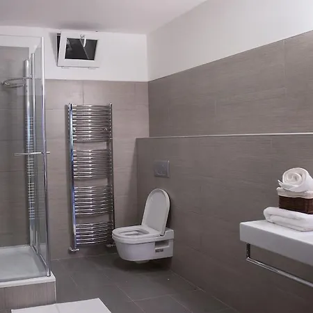 Hotel River View 3*