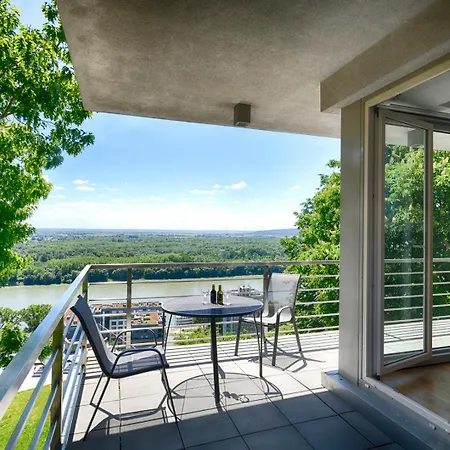 River View 3* Μπρατισλάβα