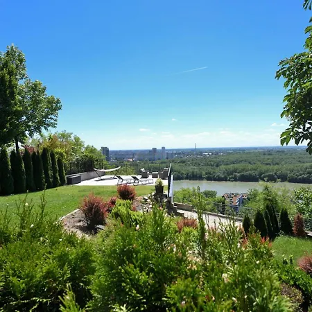 River View 3* Bratislava