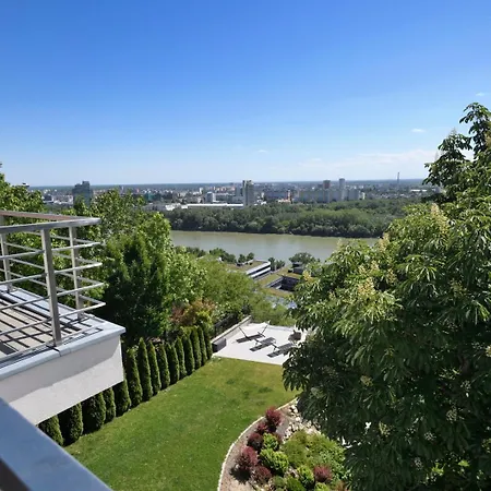 Отель River View Братислава