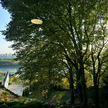 River View ホテル 3*